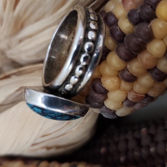 Stunning Vintage Native American Navajo Spiderweb Turquoise Ring 💍 🕷 - Picture 4 of 15